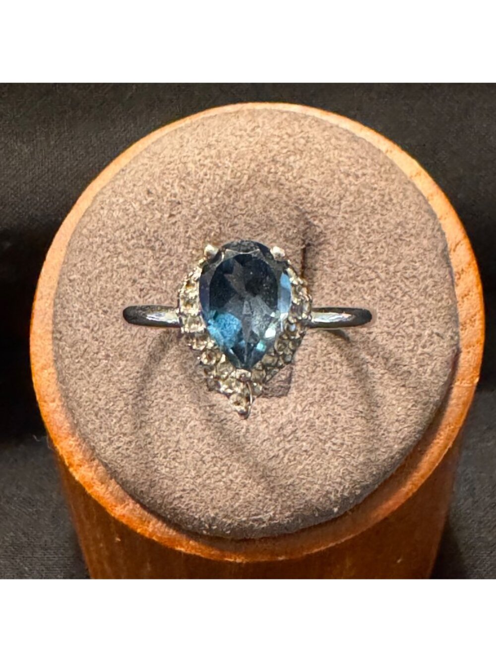 Solid Sterling Silver 925 Teardrop Topaz & Cubic Zirconia Ring Size 10